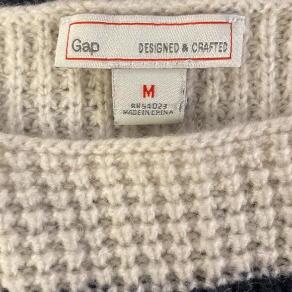 GAP Cream and Navy Striped Sweater - Picture 3 of 4